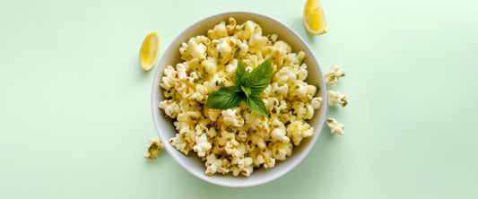Popcorn au citron et au basilic